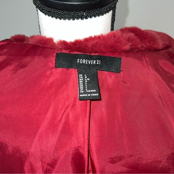 *SOLD* Faux Fur Semi-Cropped Red Hooded Jacket - Picture 8 of 9